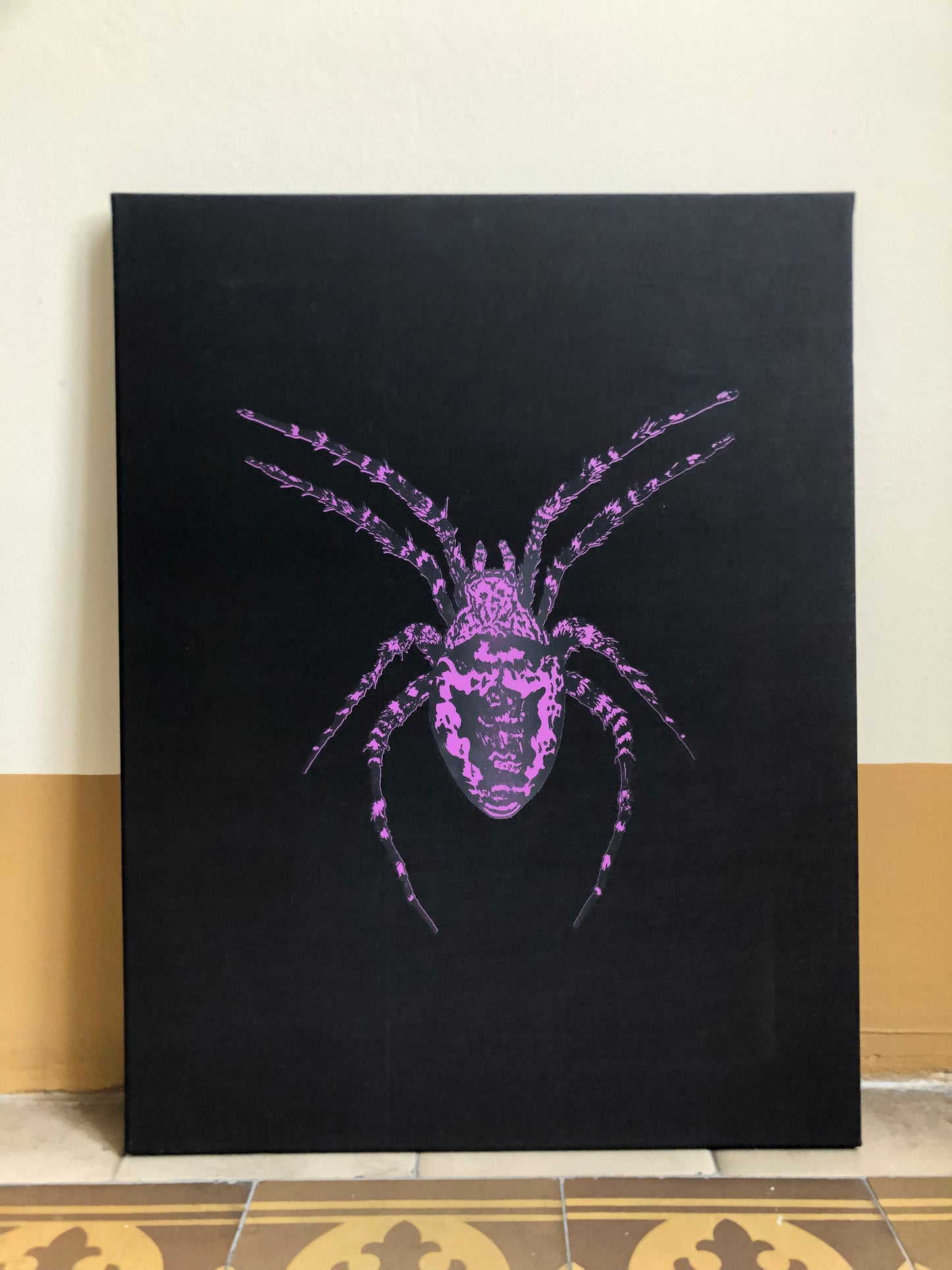 Patch on frame, spider