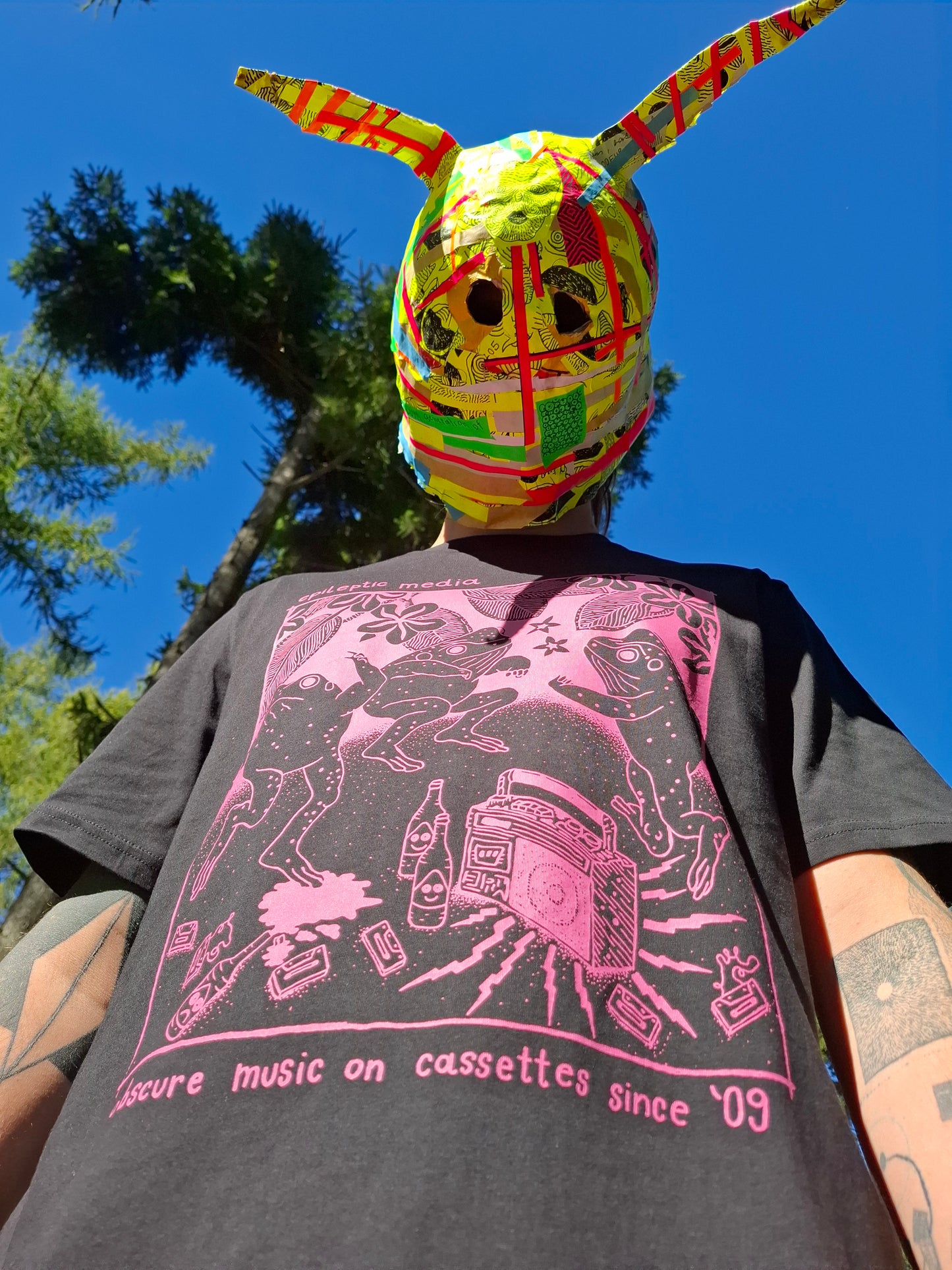 T-shirt *Frog Party 2.0*, Print: Pinky Pink